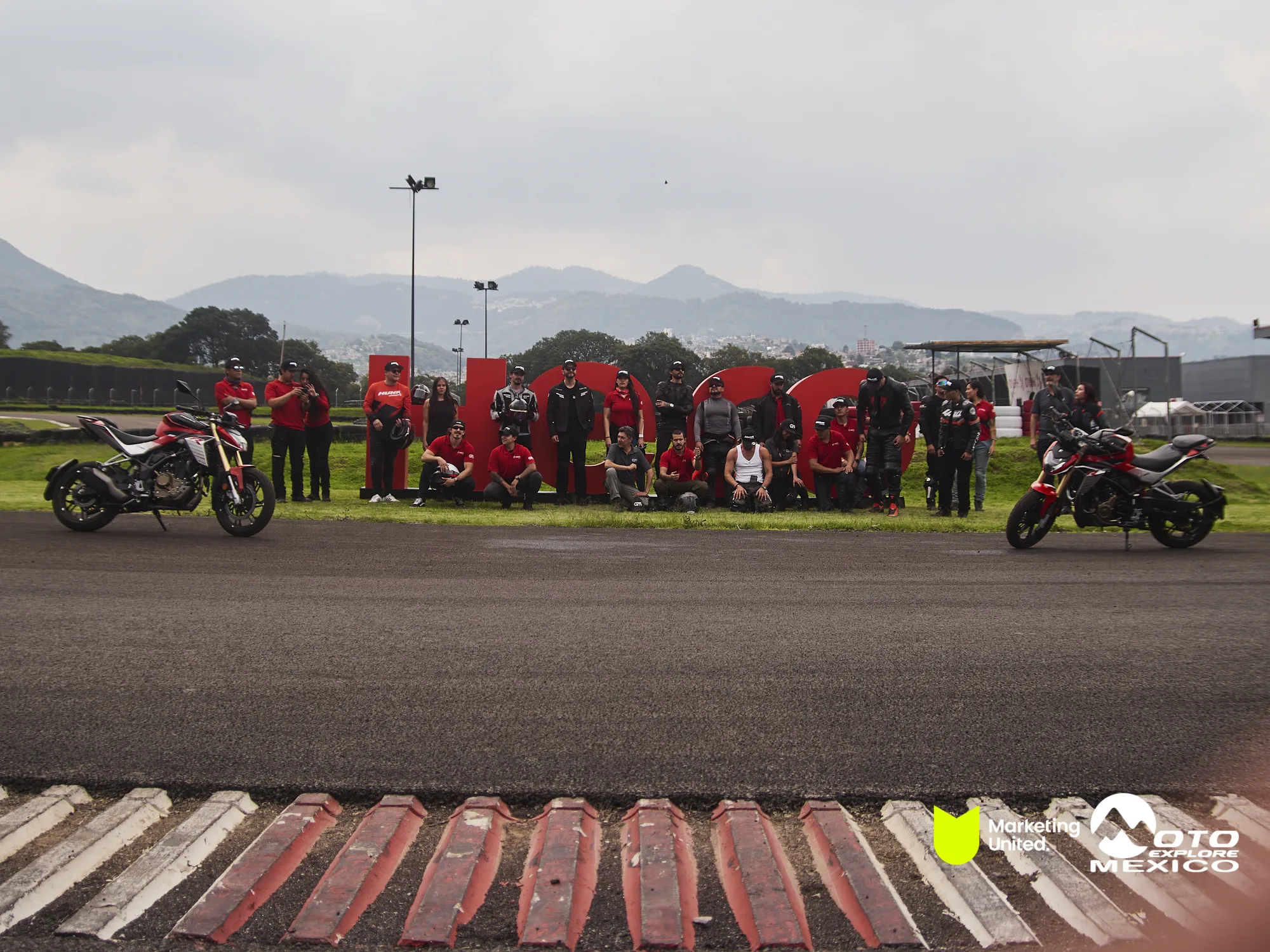HUNK TRACKDAY 544